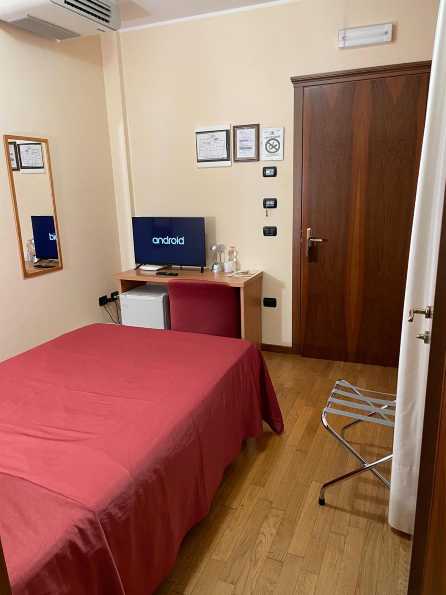 Hotel AB Baretta Legnaro Buitenkant foto