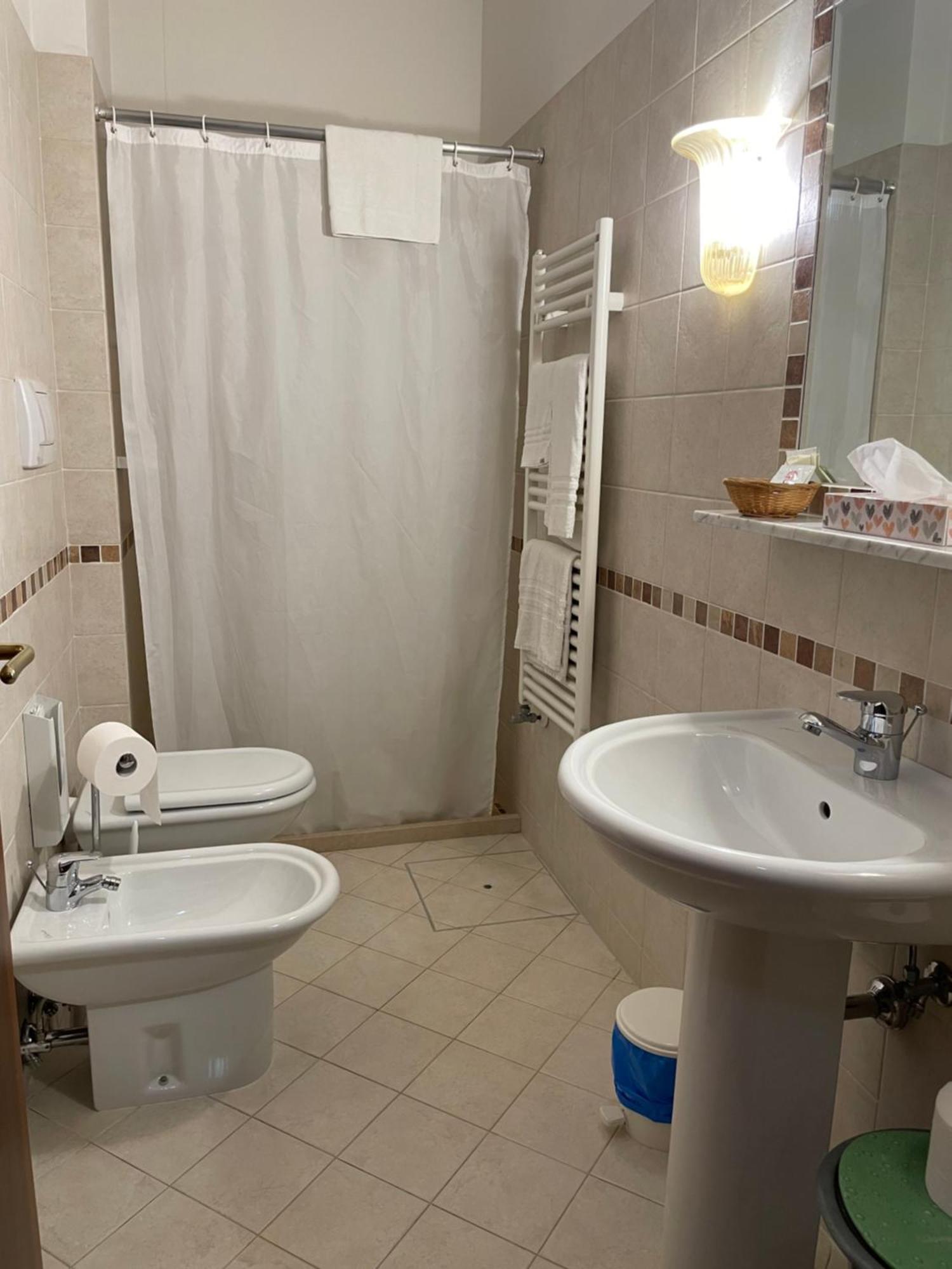 Hotel AB Baretta Legnaro Buitenkant foto