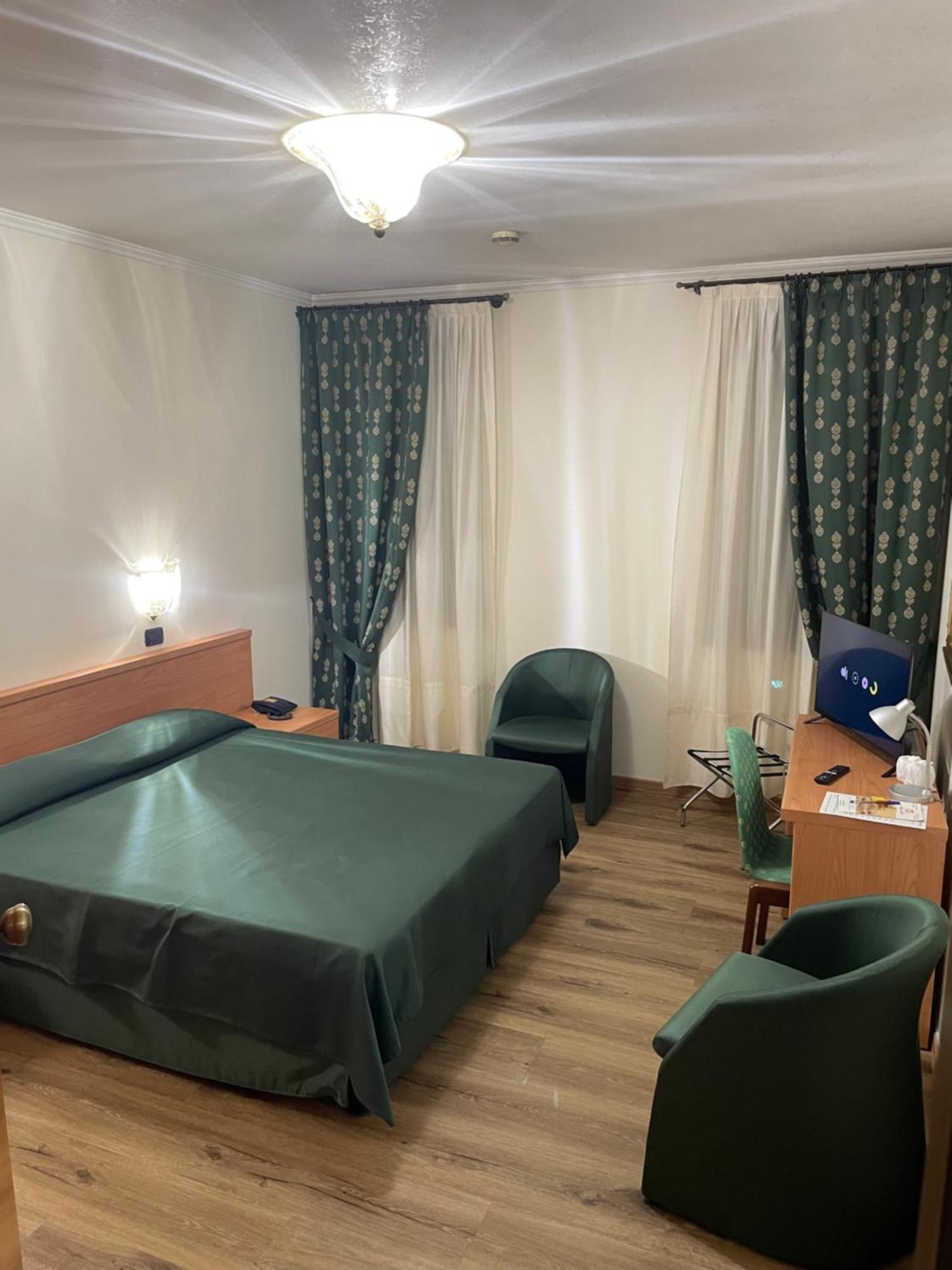 Hotel AB Baretta Legnaro Buitenkant foto